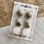 ベージュカボション✱春ピアス