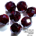 【64面カット!!美結晶✧】アルマンダインガーネット・AA＋ランク✧【全石キラキラ結晶入り!!】約８ｍｍ珠【３石】セット