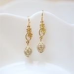 イスラエルのアネッタ～フラワーＤとナツメ（オフホワイトG）♡ピアス・イヤリング♪【K18フック対応♪】