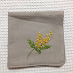 コットンの刺繍ハンカチ☆ミモザ