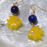 熱帯魚とラピスラズリ ゆらゆら ピアス/イヤリング