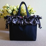 M☆ デニムフリルバッグ👜両サイドりぼん付き＊チェック柄のりぼんが可愛い❤