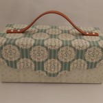 ラスト1点！可愛くて便利！お道具箱や裁縫箱に（フラワーボール柄)
