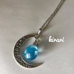 月と空とゆらゆら揺れる雲 ミニ たまご ペンダント レジン アクセサリー  ネックレス