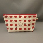 【k様オーダー品】ume＊mew ラミネートポーチ（カップの中のねこ/オフホワイト*レッド）