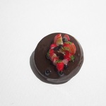 ミニチュア　チョコケーキブローチ