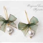 【再販2】りぼんとコットンパールのピアス(green)