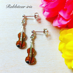 バイオリンのピアス（イヤリング、アレルギー対応有）〜シルバー、楽器、音楽、オーケストラ、ジャズ、弦楽器、ヴァイオリン