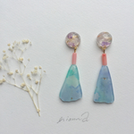    水彩スティックピアス/イヤリング        海を泳ぐ