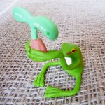 カエルのピアススタンド