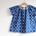 size 110　星のリング(ブルー)半袖スモック