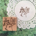 #007 鹿とリボンと花々のはんこ