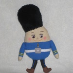 ハンプティダンプティぬいぐるみブローチ（兵隊・青）