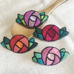 ステンドグラス ローズの刺繍ブローチ orange