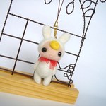 キグルミガール 白ウサギちゃん 羊毛フェルトストラップ