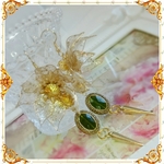 後ろ姿までキラキラ✨ゴールドの花のピアス❇