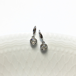 小粒(４㎜)なSWAROVSKI・一粒デザインフックピアス(シルバー×クリスタル)