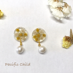 春夏に!ミモザ×かすみ草×コットンパールのピアス/イヤリング