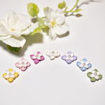 あじさいの虹色ピアス ＊つまみ細工＊