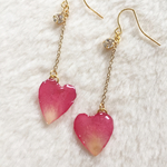 ハートローズの花びらピアス