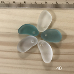 穴あき　天然シーグラス　40