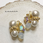 ボリュームビジューピアス