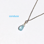 Aquamarine. 天然石アクアマリンの雫