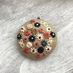 （大）刺繍ペンダントトップ 花