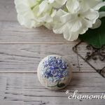 紫色あじさいの刺繍ブローチ