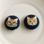 再販♡メガネにゃんこのくるみボタンピアス