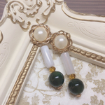 ヴィンテージ花の大ぶりボタンピアス