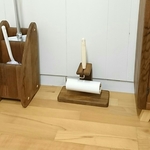 シンプルなコロコロホルダー A（コロコロスタンド・カーペットクリーナー・毛玉取り）