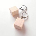 ウッドキューブフレンチフックピアス
