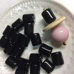 チューブガラスビーズ  ブラック  円柱