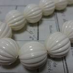 アクリルビーズ(アイボリー)メロン　12mm  No8