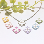 【特集掲載】あじさいの虹色ネックレス ＊つまみ細工＊