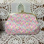 30％OFF リバティ 大きなぷっくりがま口ポーチ
