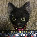 羊毛フェルト黒猫のブローチ