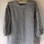 ギンガムチェックのリネントップス