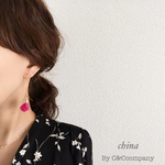 新色追加❁ 花びら ゆらゆら シンプル アメリカンピアス風イヤリング 金属アレルギー対応 花 フラワー 大人