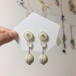 かすみ草＊大ぶりイヤリング