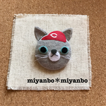 カープを全力で応援するねこちゃんバッジ