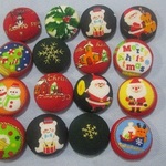 クリスマス　　クルミボタンのヘアピン　〔７本セット〕　送料無料