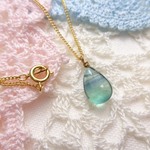グリーンフローライト・一粒ネックレス（ライン入り）