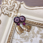 花のレトロボタンピアス