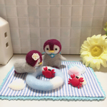 【再販 ご依頼品です。】羊毛フエルトペンギンさんとカニさん