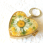 春のお花の押し花 ピルケース、サプリケース、アクセサリーケース