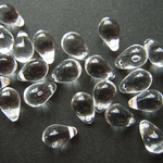 【チェコビーズ】ドロップビーズ(大/9×6mm)　クリスタル/30ヶ