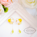 お花のビジューイヤリング・ピアス