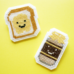 食パンとコーヒー牛乳の刺繍ブローチセット